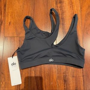 Alo Peak sports bra M